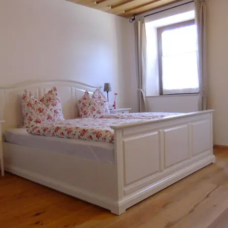 Zehentmayrhof Apartment *
